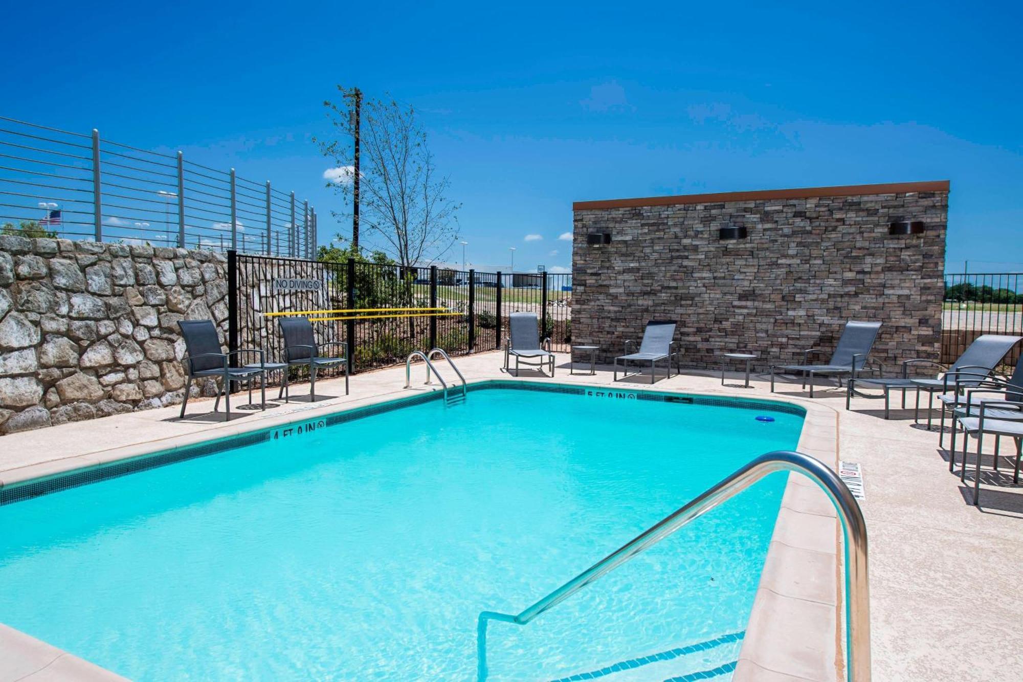 Fairfield Inn & Suites By Marriott Dallas Waxahachie Eksteriør billede